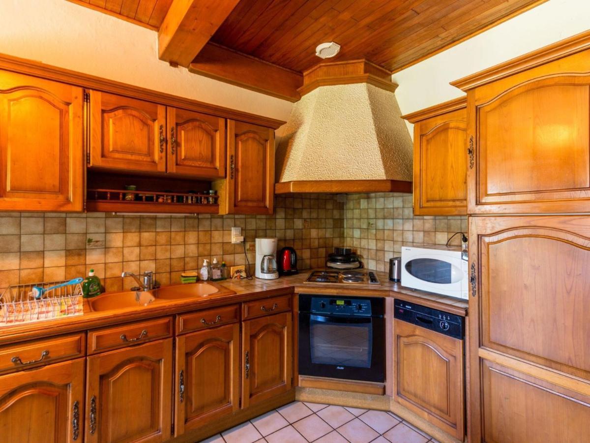 Beautiful Villa In The Parc Des Volcans D Auvergne Vic-sur-Cère 외부 사진