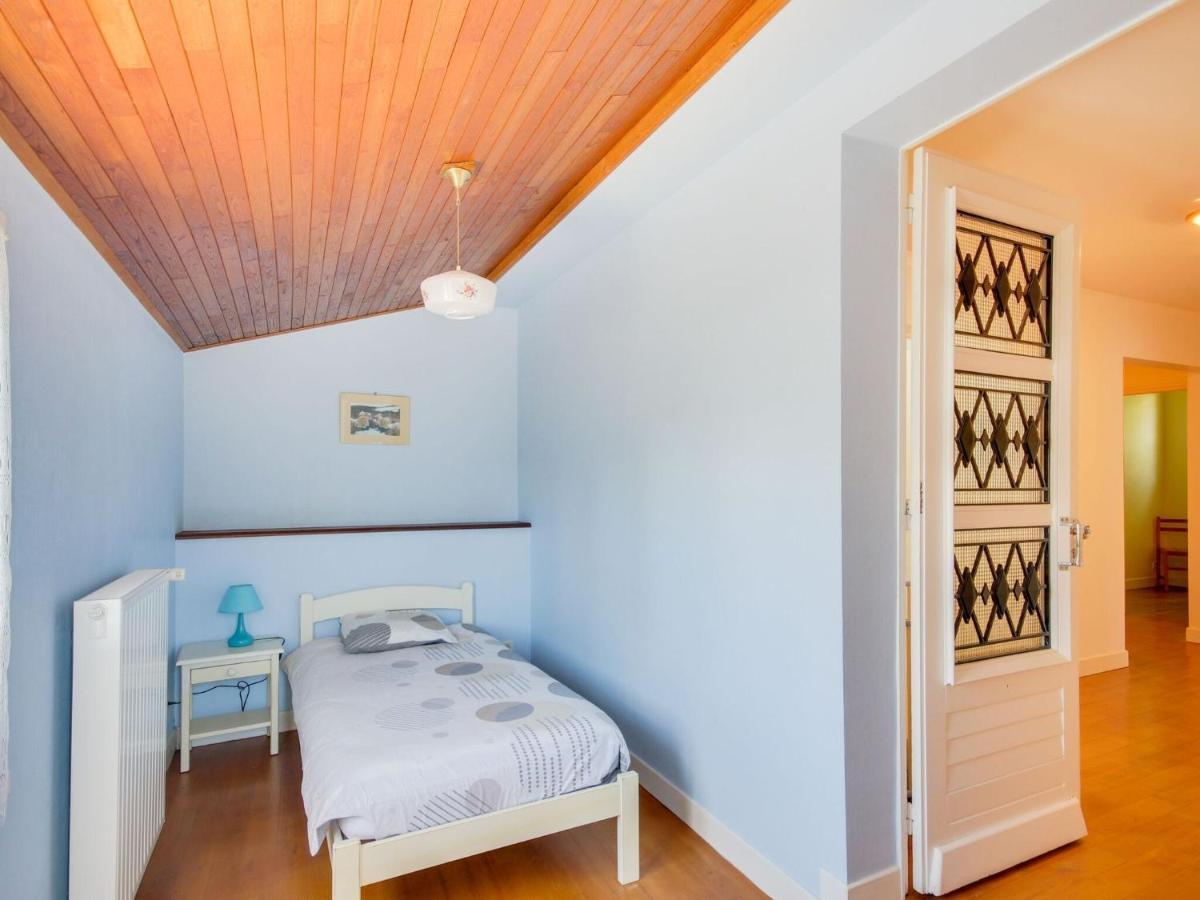 Beautiful Villa In The Parc Des Volcans D Auvergne Vic-sur-Cère 외부 사진